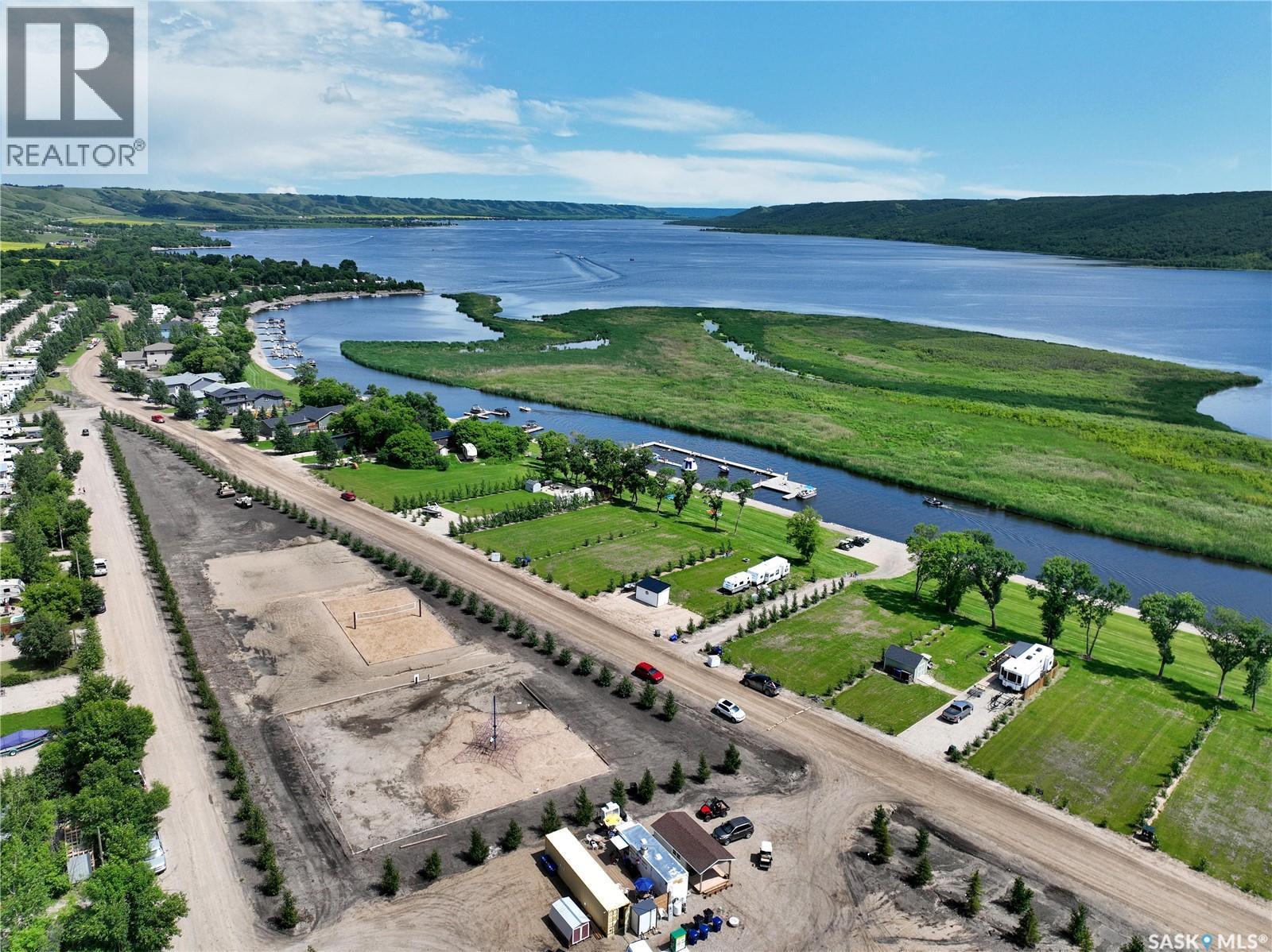 27 Oakley Lane, West End, SK