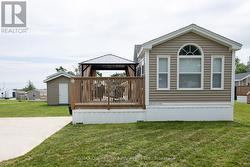 H22 - 153 COUNTY RD 27 Prince Edward County (Hillier Ward), ON K0K 1T0