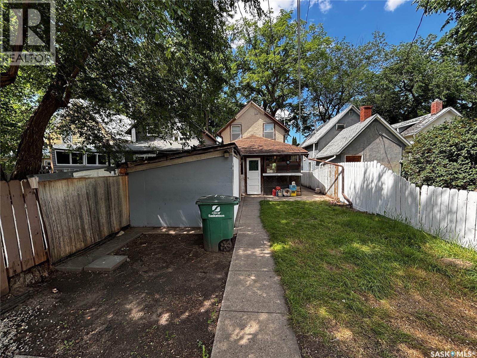 428 I Avenue S, Saskatoon, SK