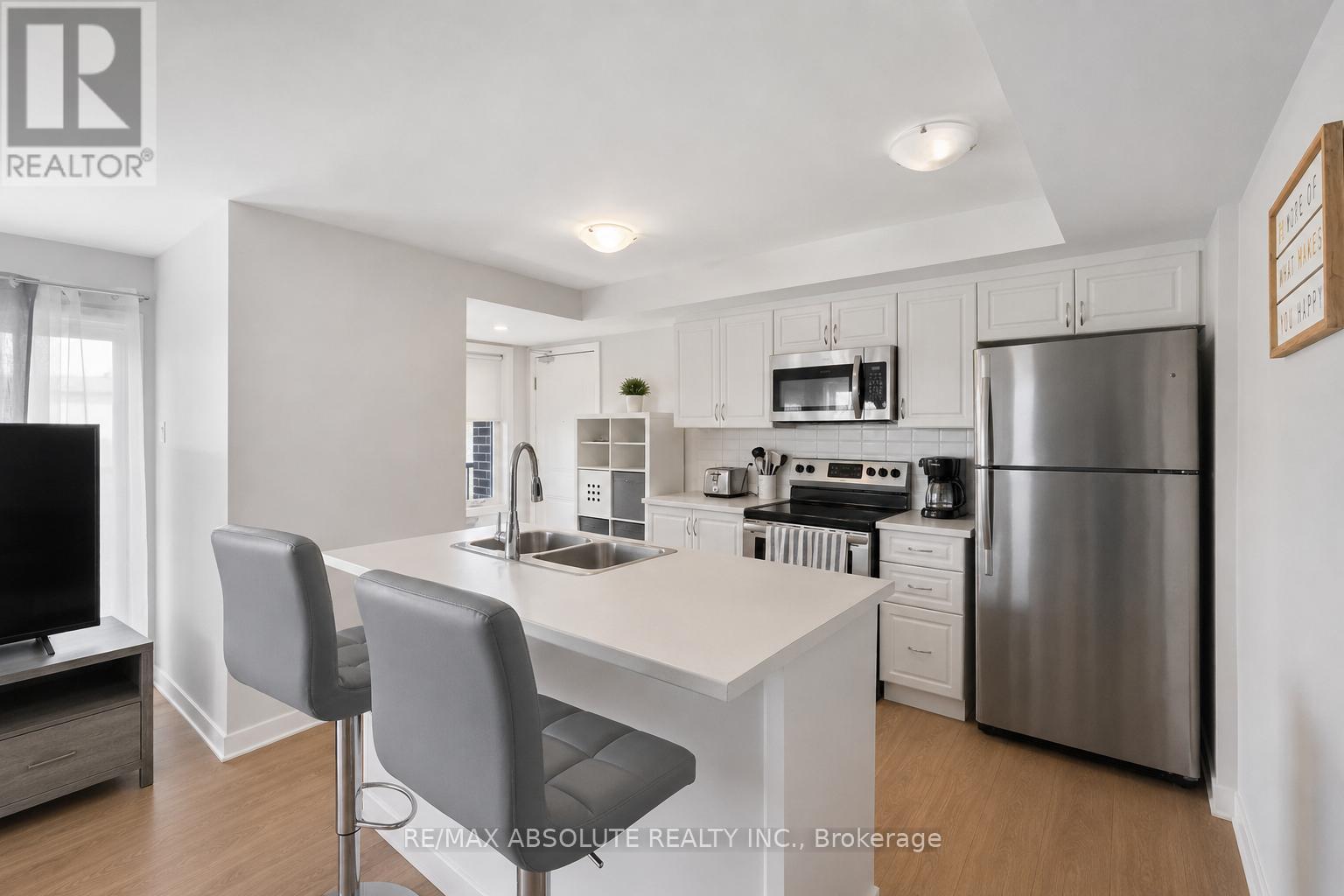 Virtually Staged - A - 235 Eldorado Private, Ottawa, ON