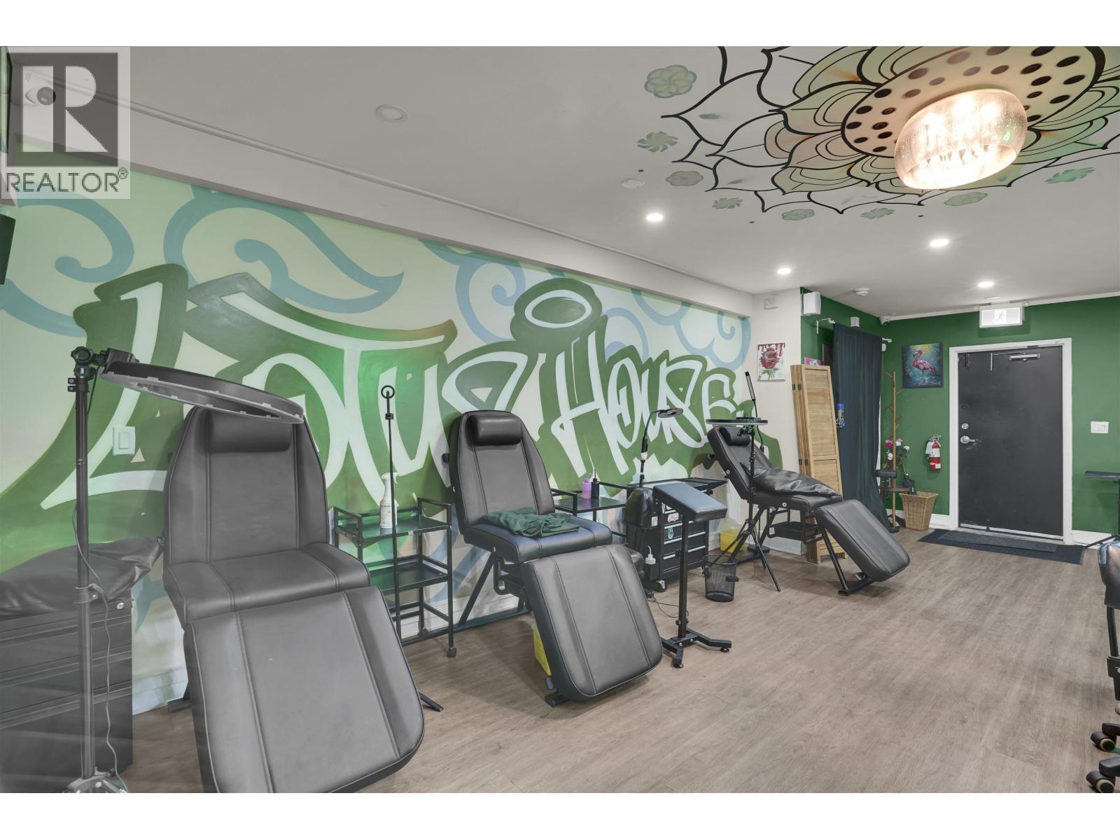 1124 Commercial Drive, Vancouver, BC