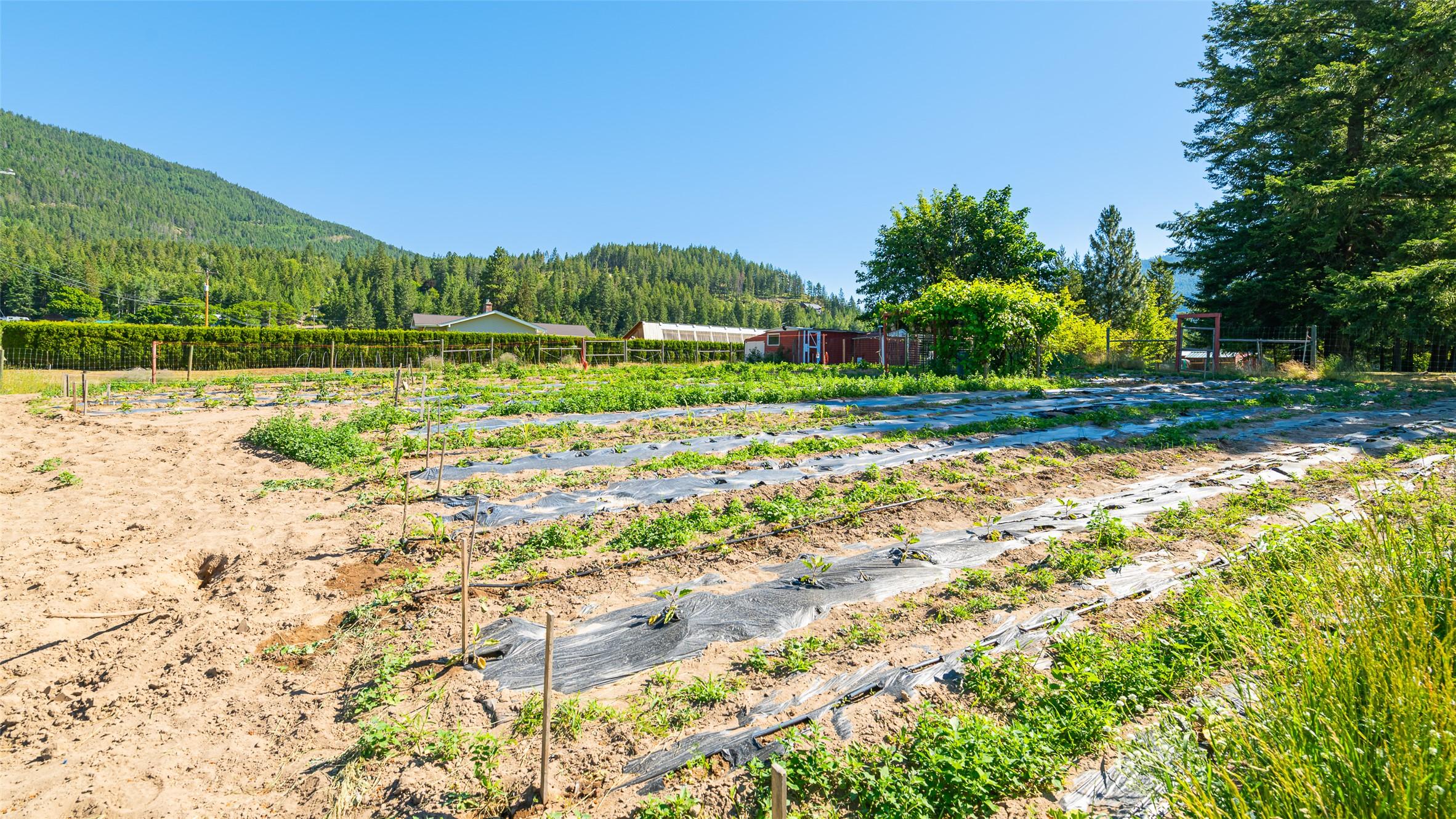 3720 Sylvester Road, Creston, BC