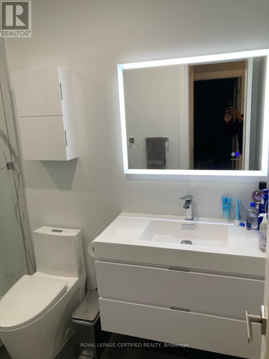 9 - 605 Shoreline Drive, Mississauga, ON - Indoor Photo Showing Bathroom