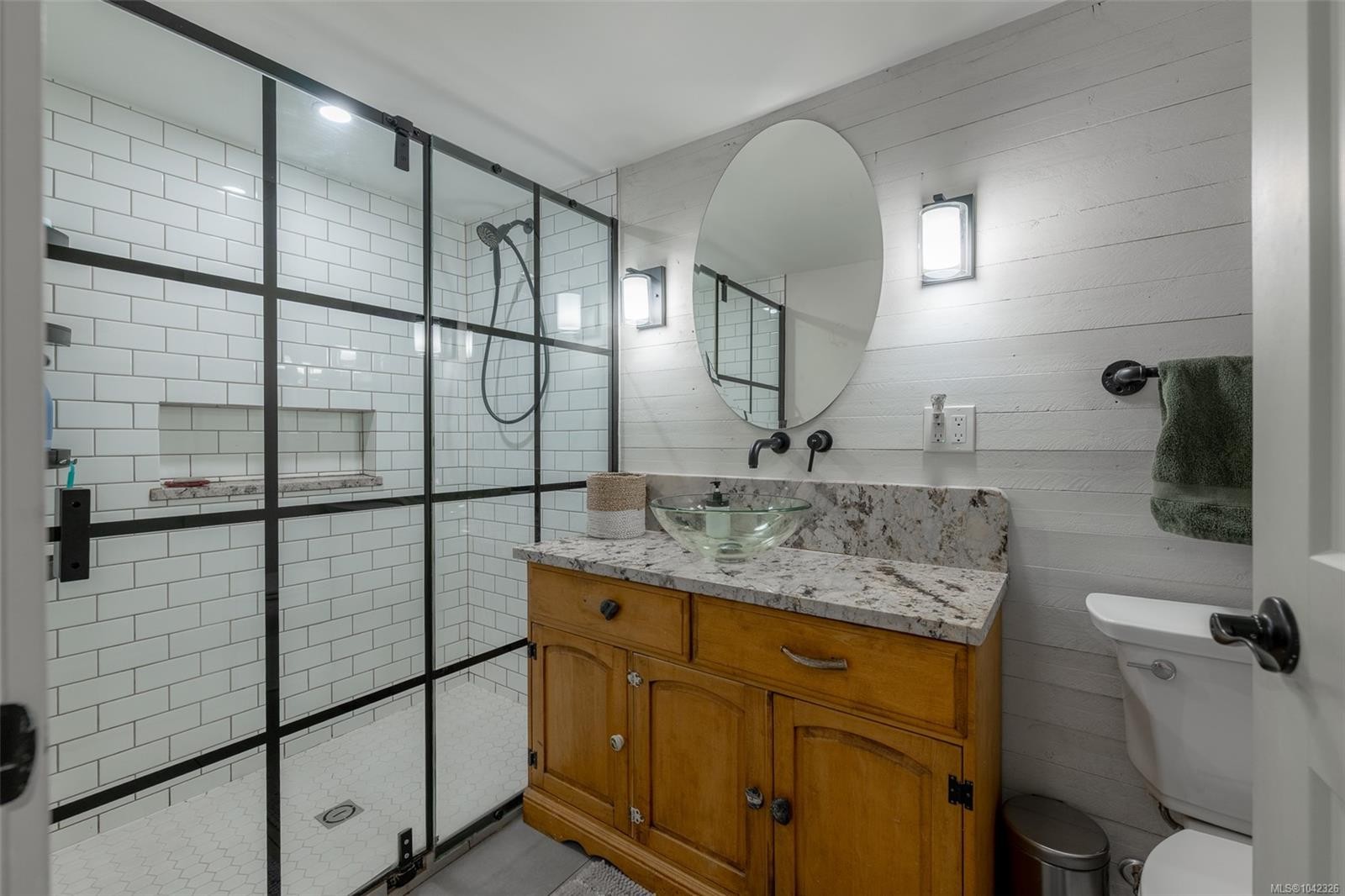 631 Maple St, Nanaimo, BC
