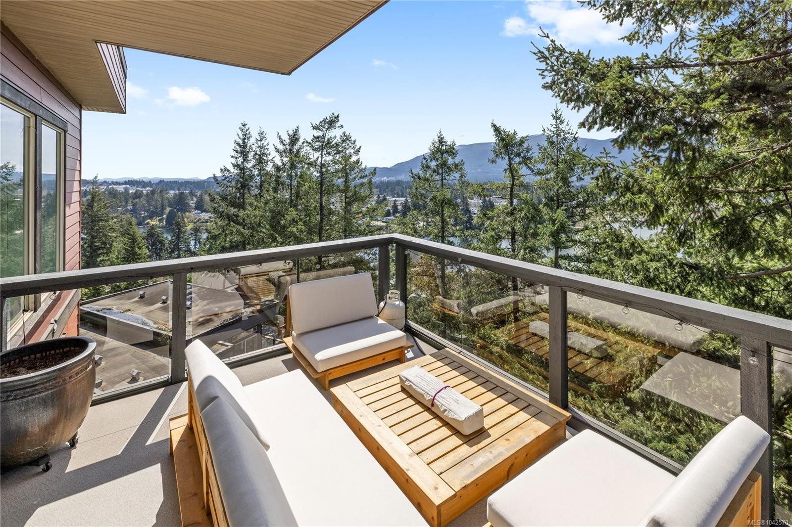 340 Summit Dr, Nanaimo, BC