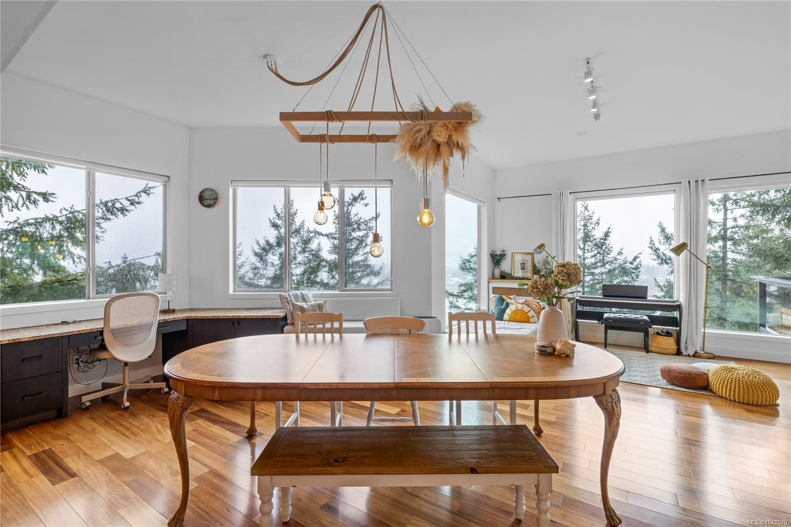 340 Summit Dr, Nanaimo, BC
