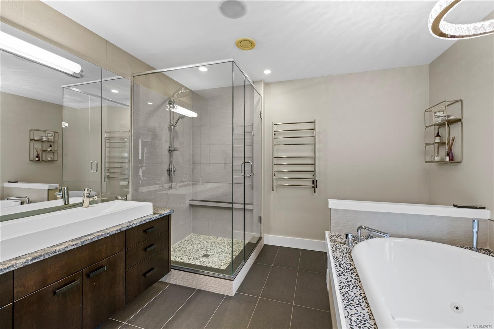 340 Summit Dr, Nanaimo, BC