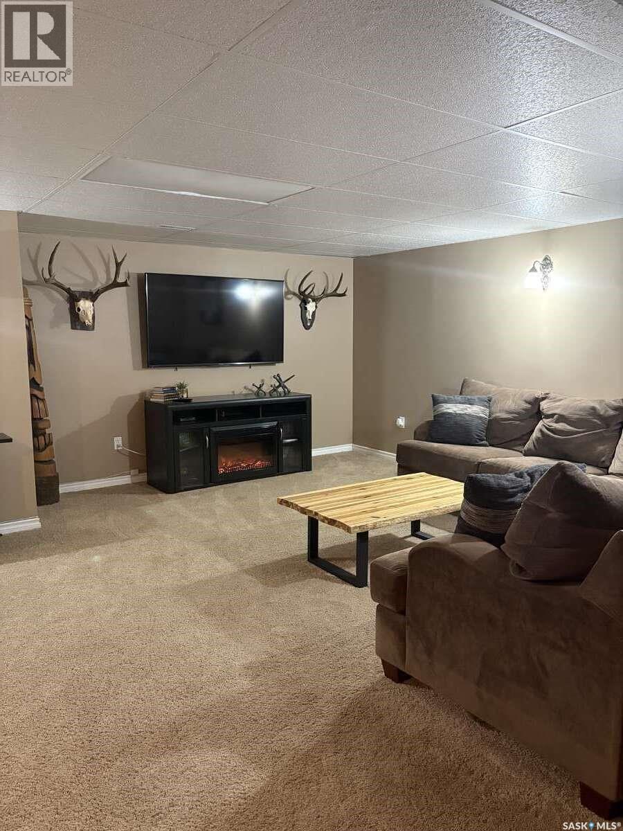 405 7Th Avenue W, Biggar, SK