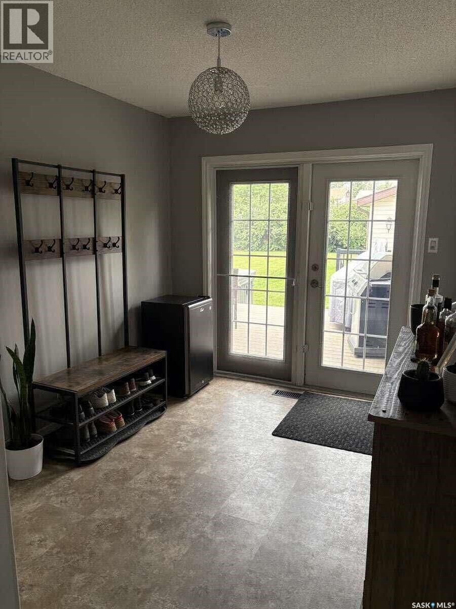 405 7Th Avenue W, Biggar, SK