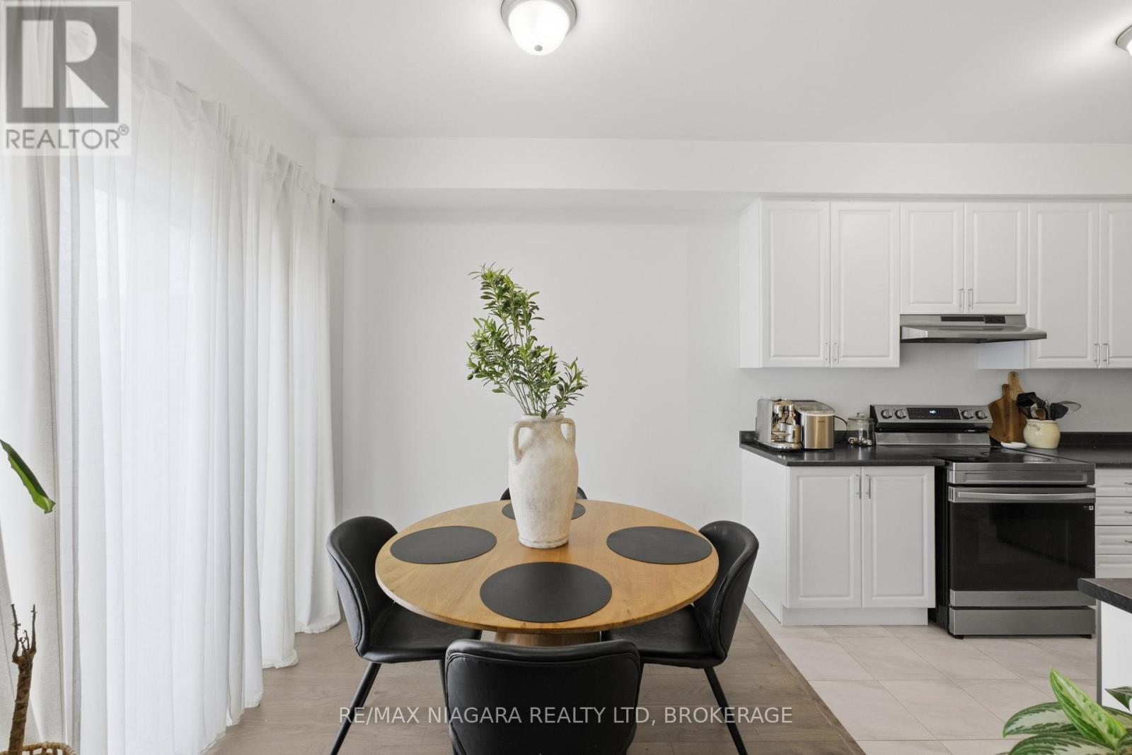 56 Sapphire Way, Thorold (Rolling Meadows), ON
