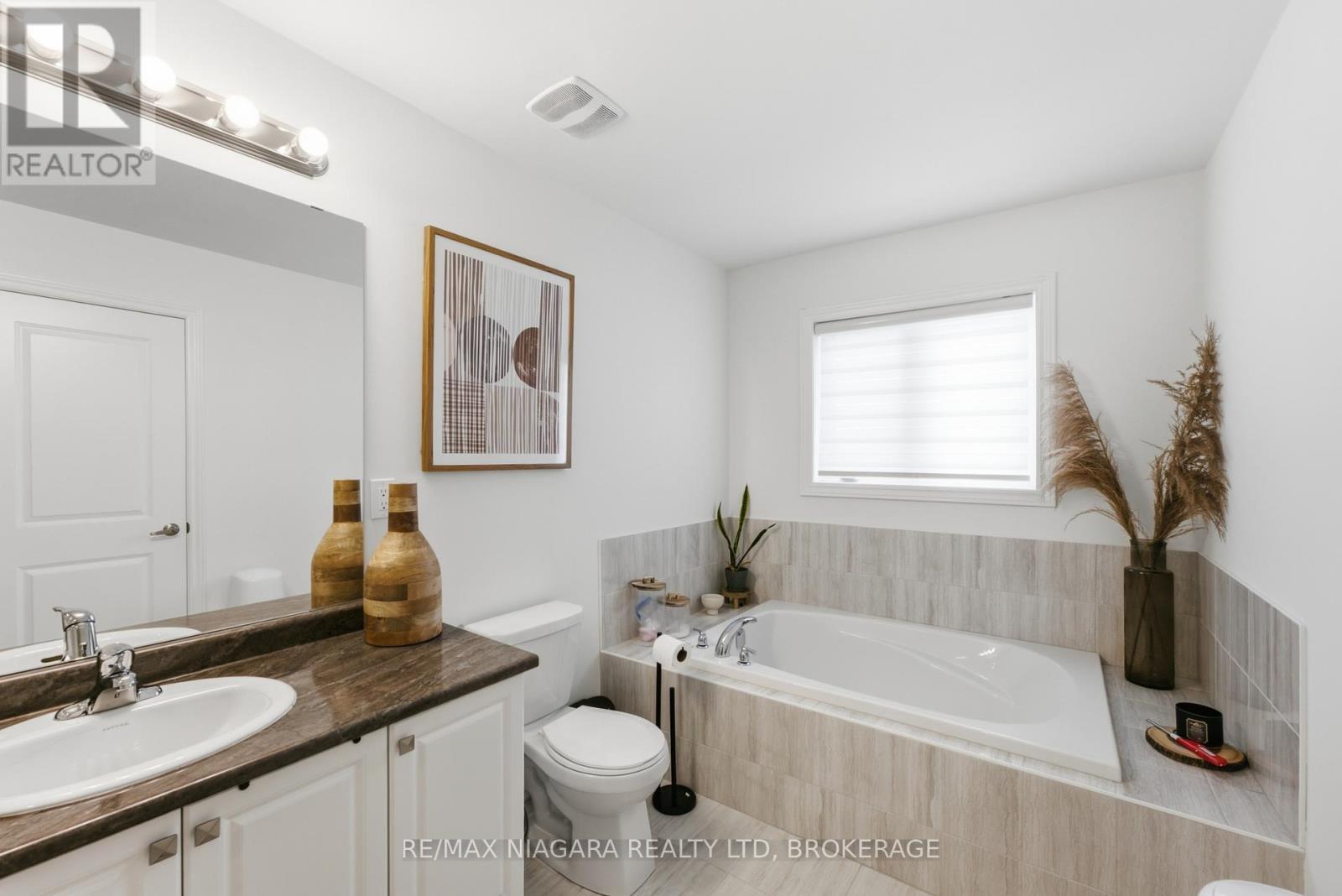 56 Sapphire Way, Thorold (Rolling Meadows), ON