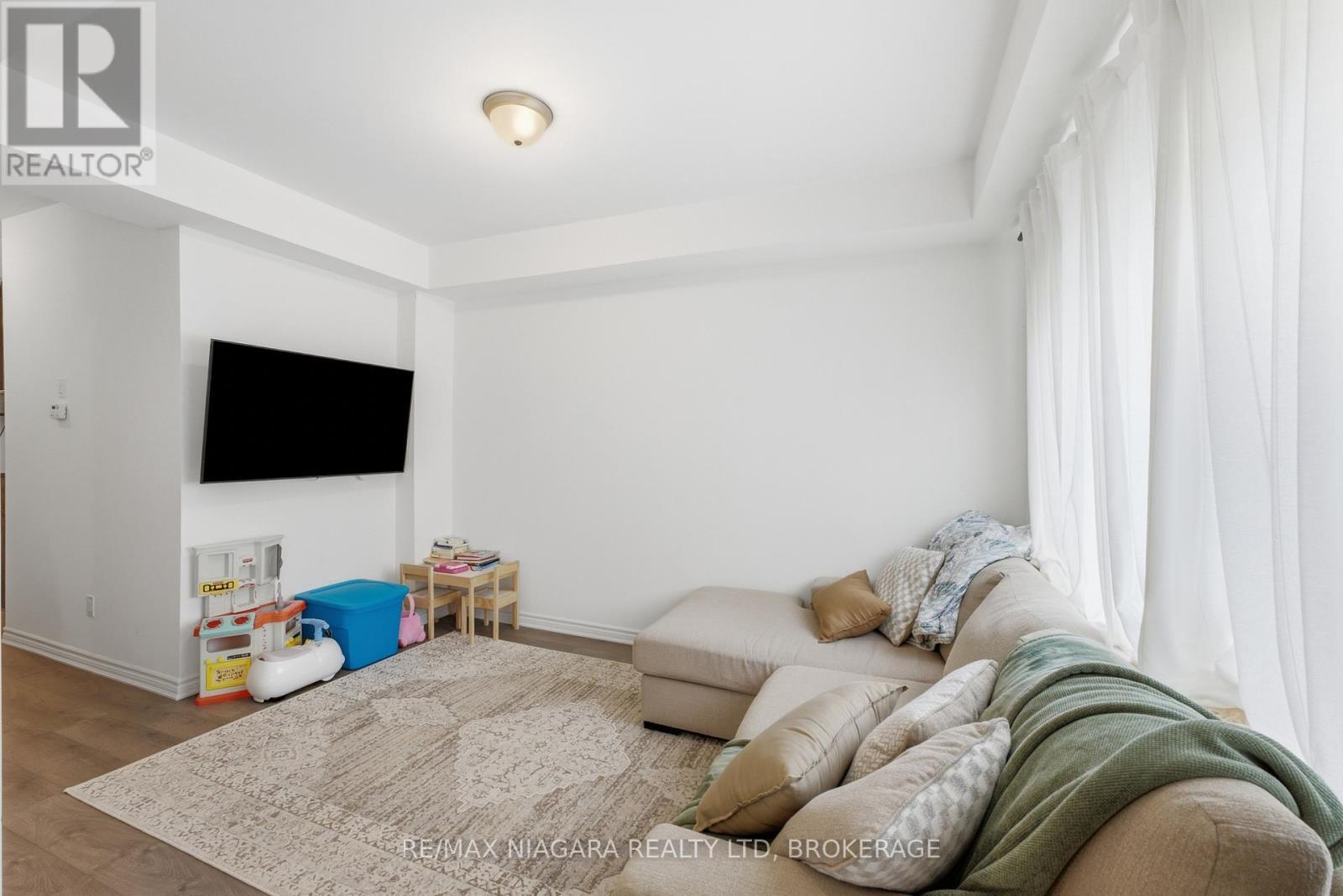 56 Sapphire Way, Thorold (Rolling Meadows), ON