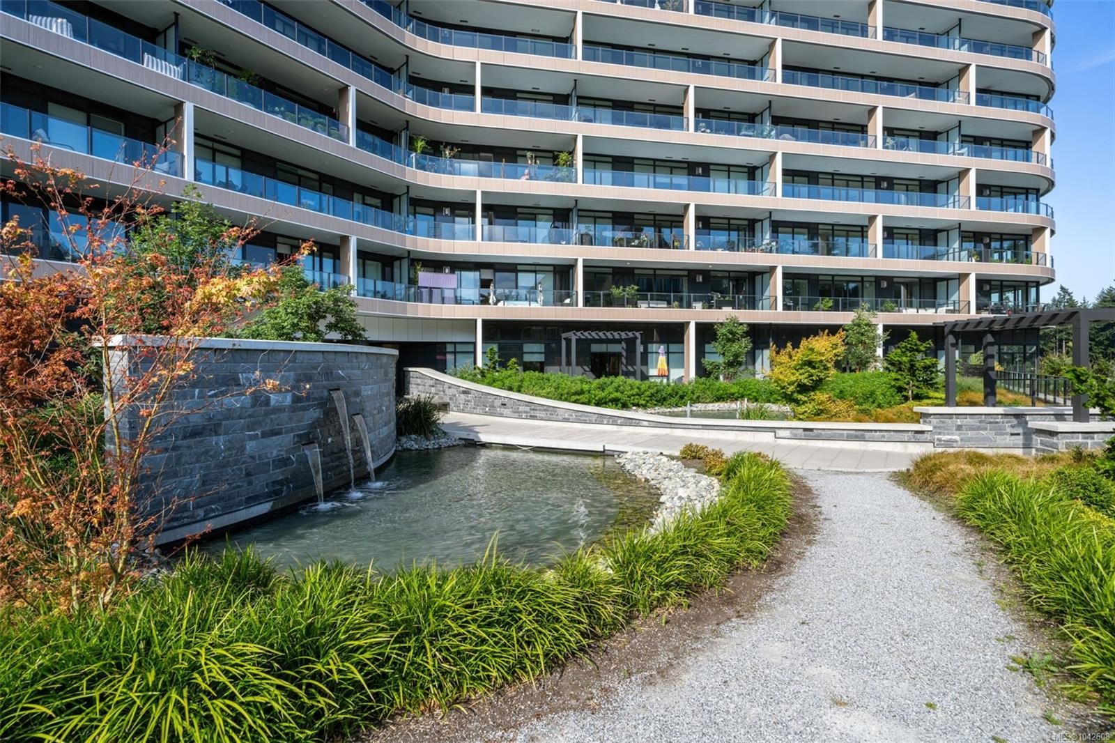 #705-2000 Hannington Rd, Langford, BC