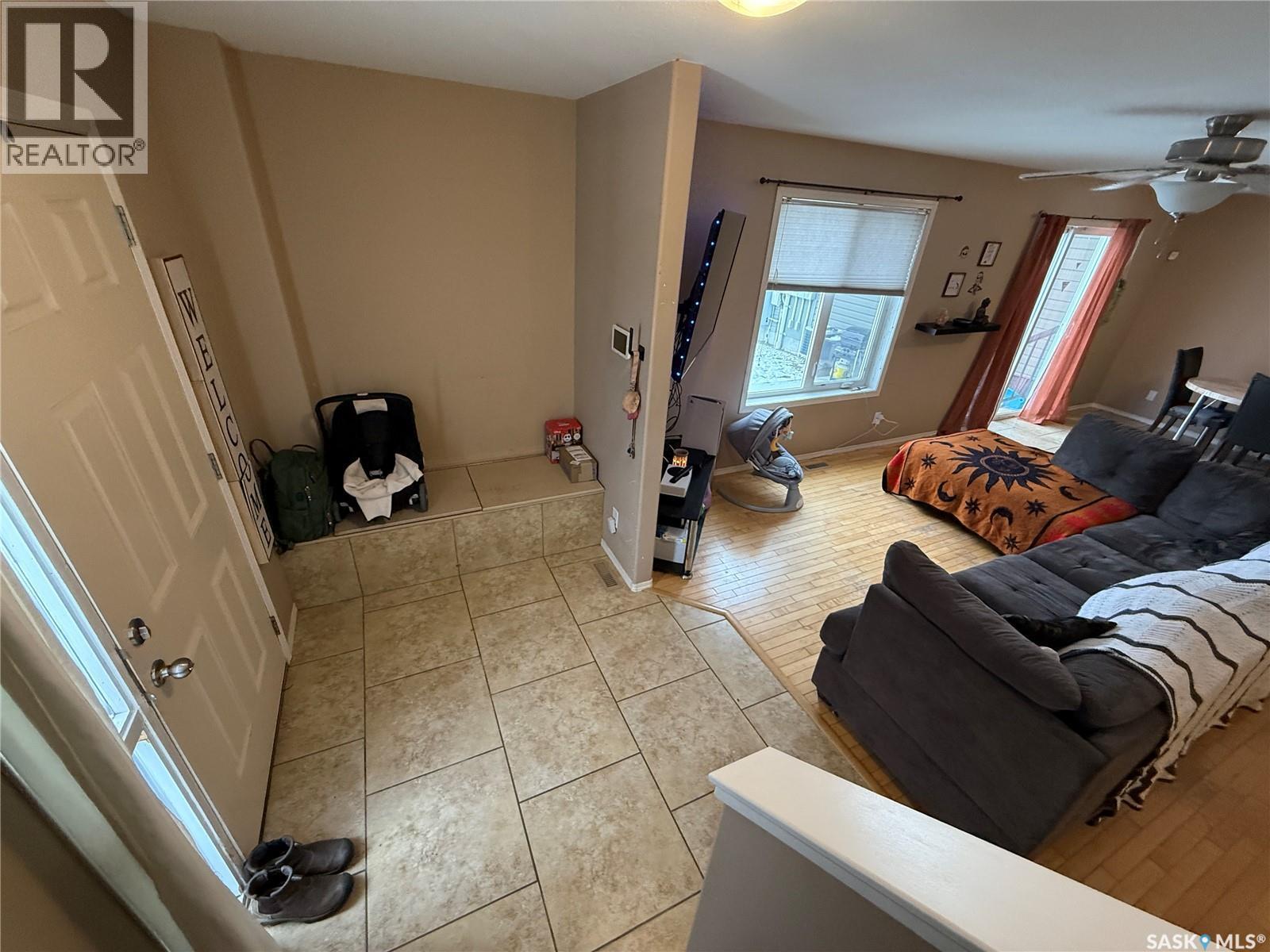 4 1795 Clark Avenue, Weyburn, SK