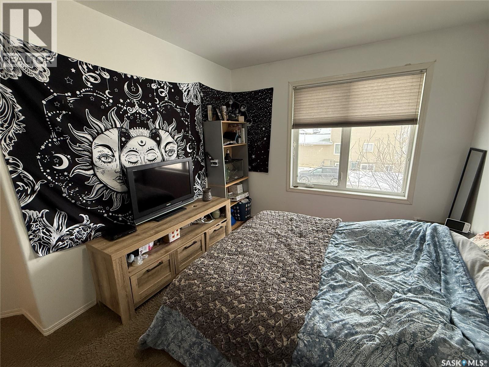 4 1795 Clark Avenue, Weyburn, SK
