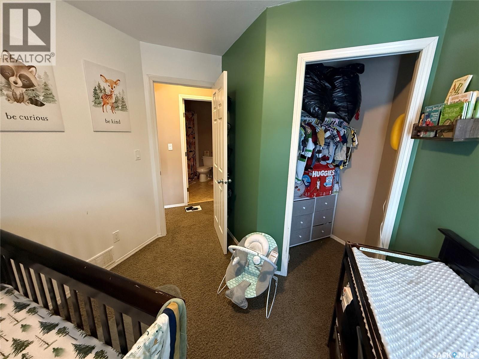 4 1795 Clark Avenue, Weyburn, SK