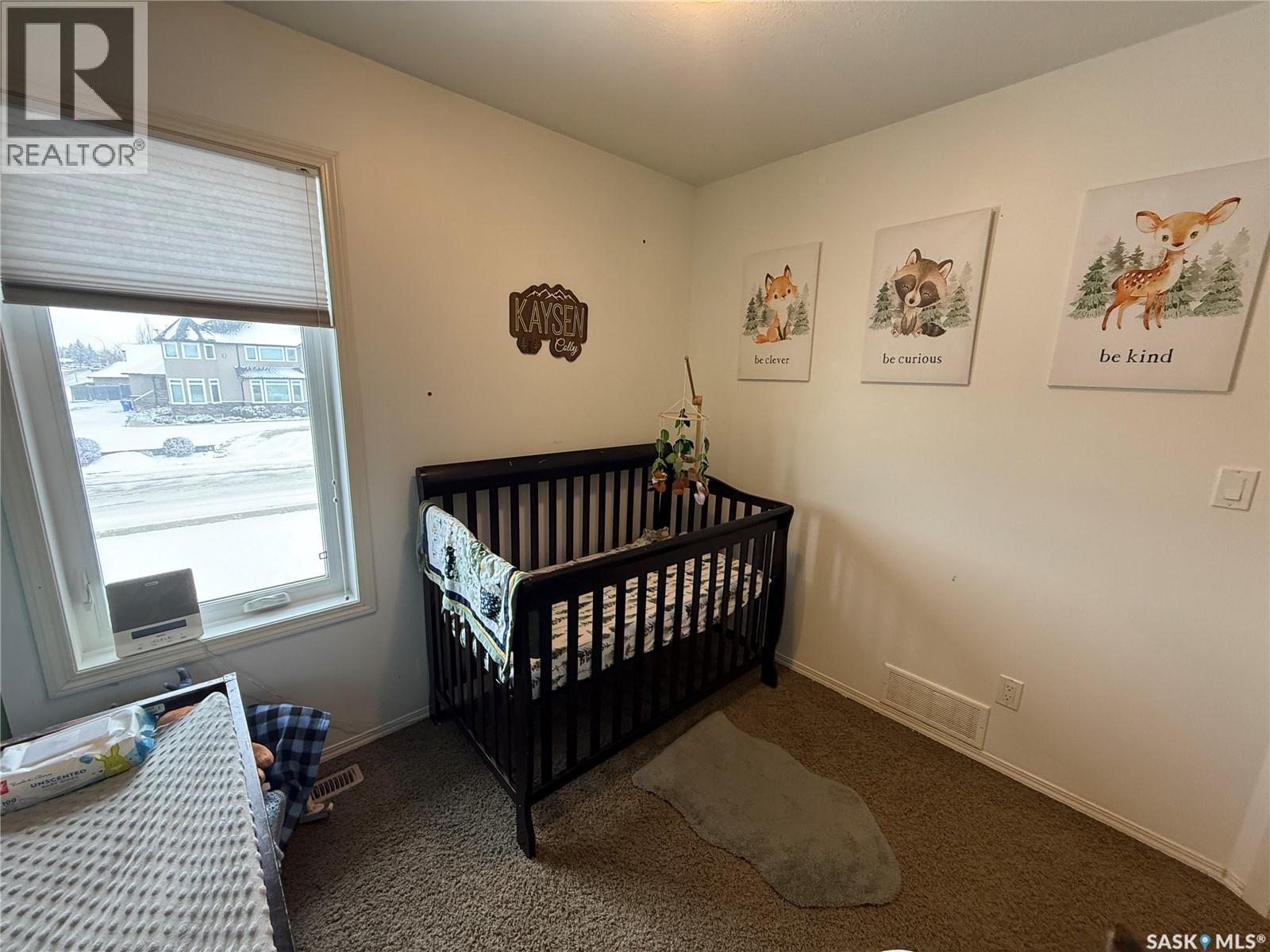 4 1795 Clark Avenue, Weyburn, SK