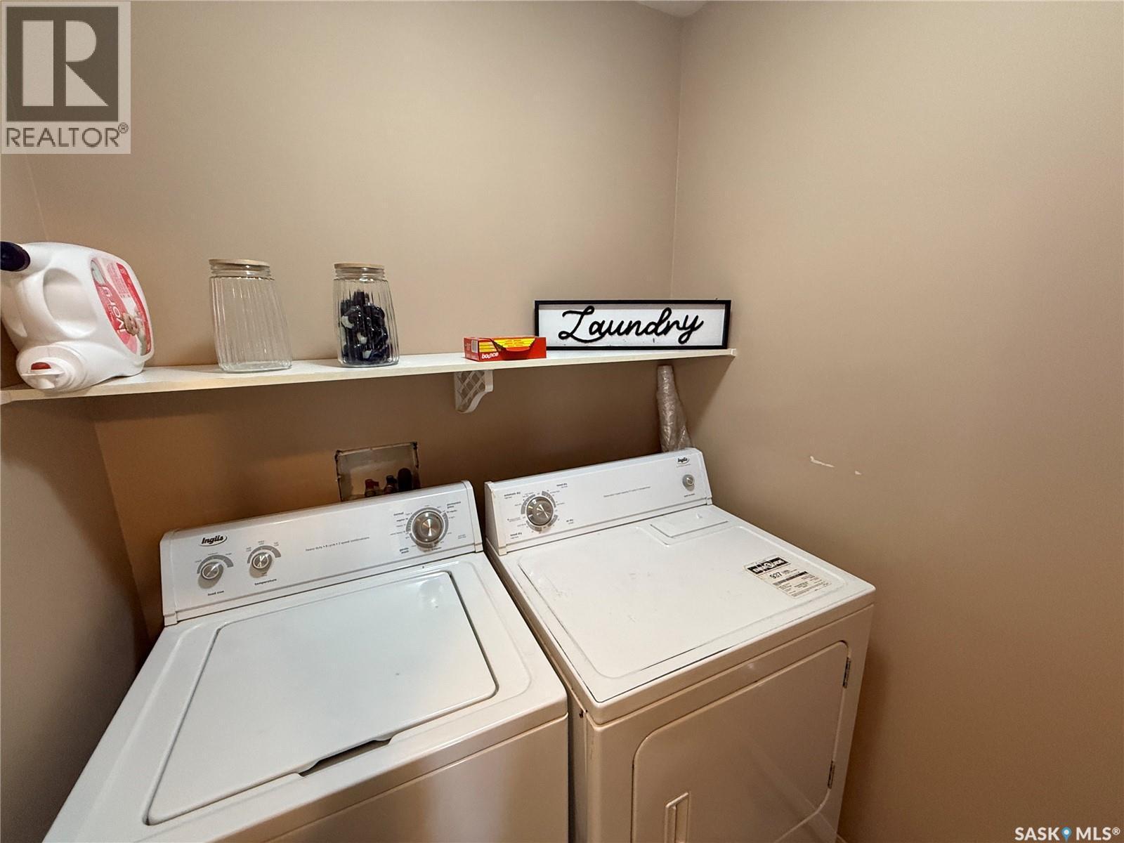4 1795 Clark Avenue, Weyburn, SK
