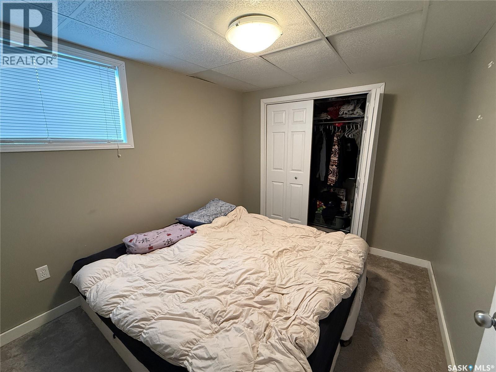 4 1795 Clark Avenue, Weyburn, SK