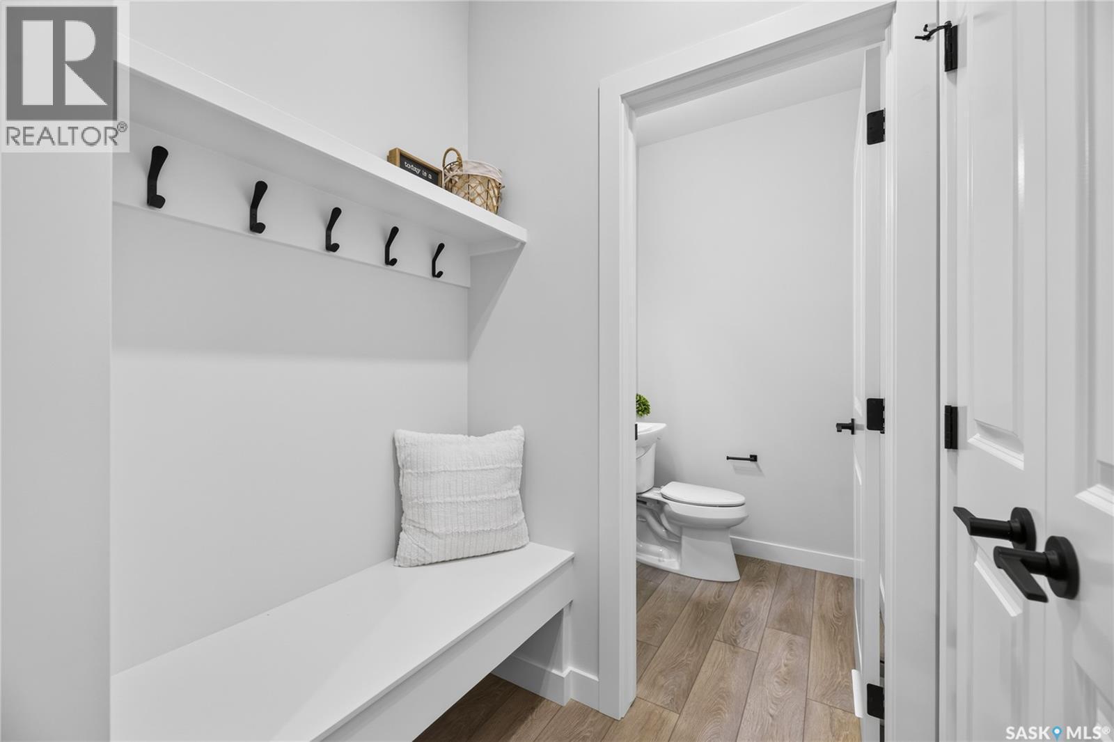6 830 Brighton Boulevard, Saskatoon, SK