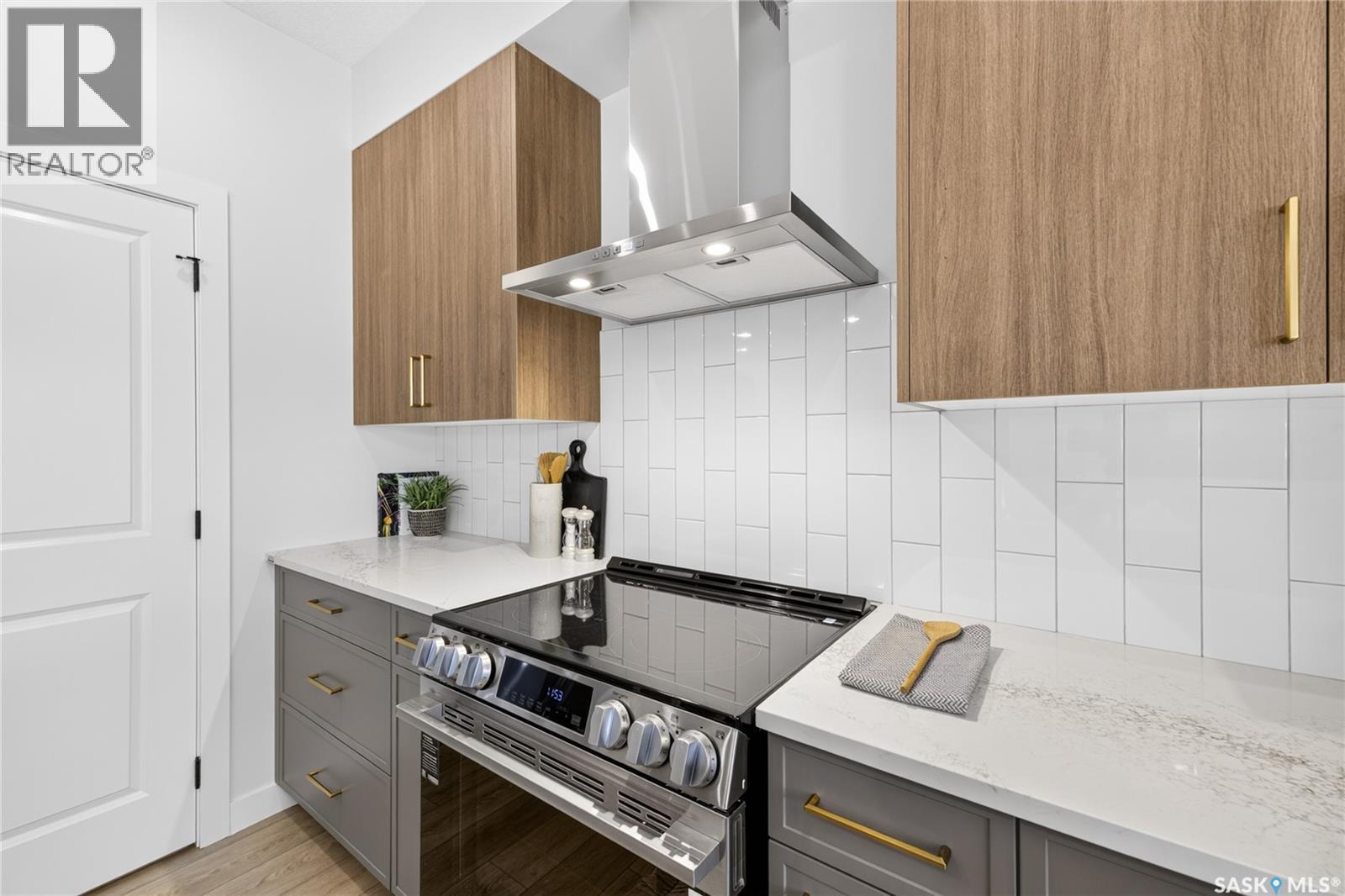 6 830 Brighton Boulevard, Saskatoon, SK