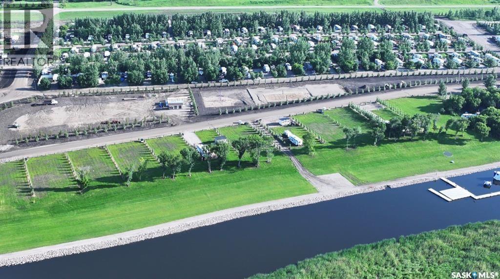 33 Oakley Lane, West End, SK