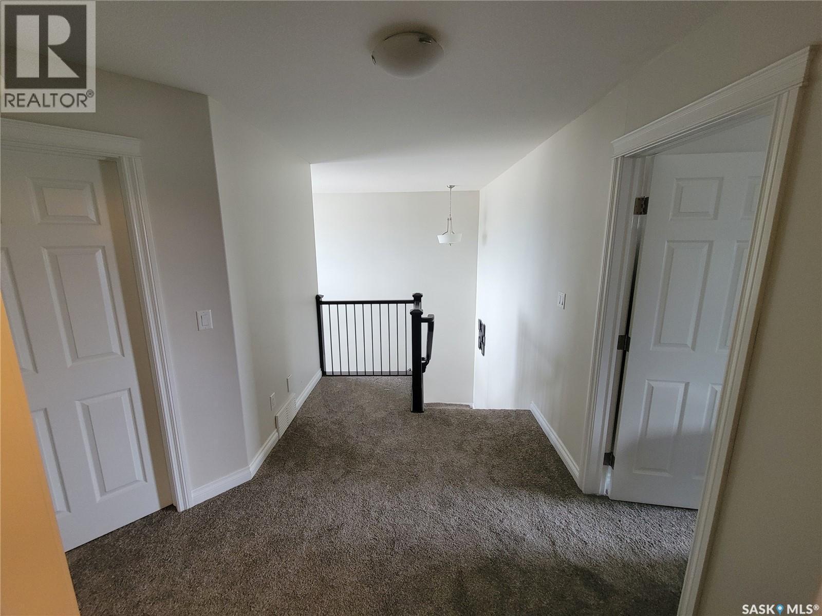718 Patrick Bay, Saskatoon, SK