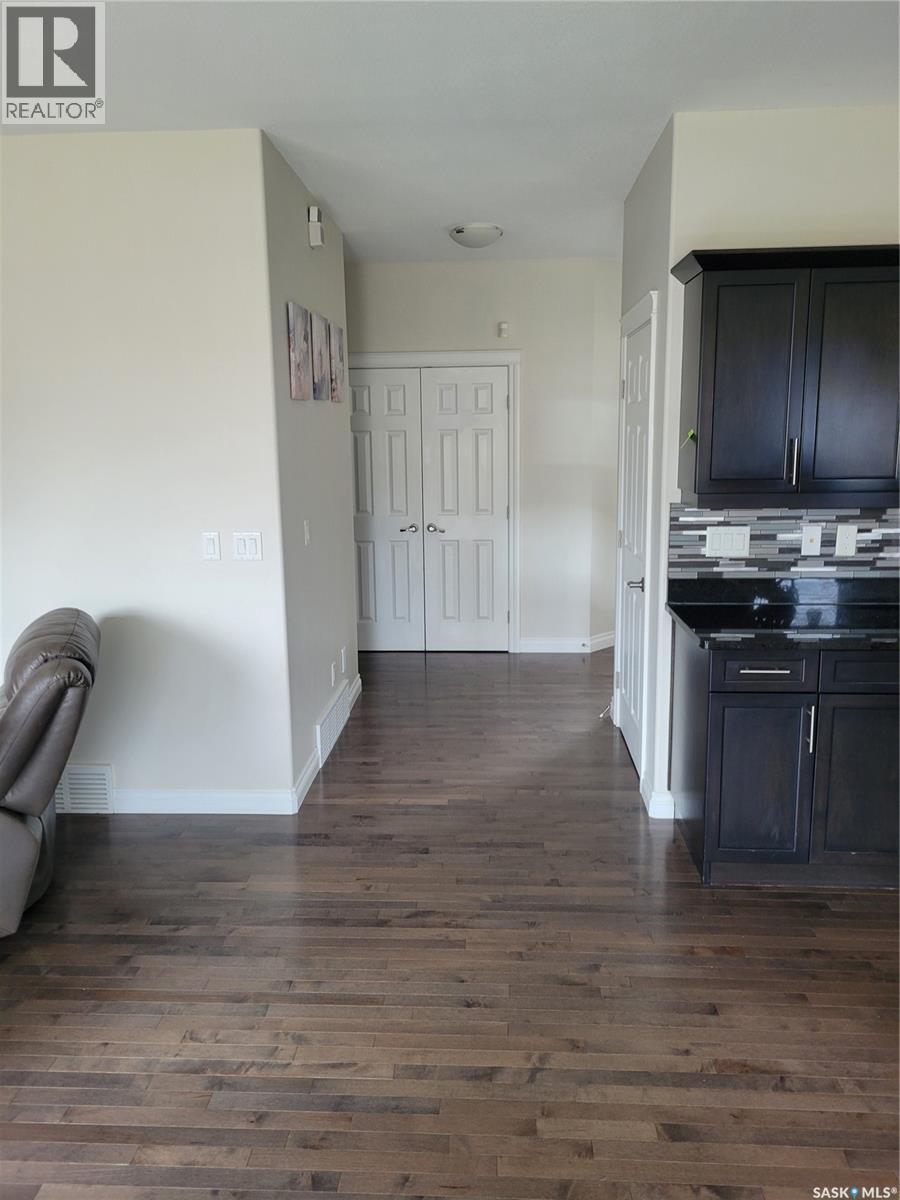 718 Patrick Bay, Saskatoon, SK