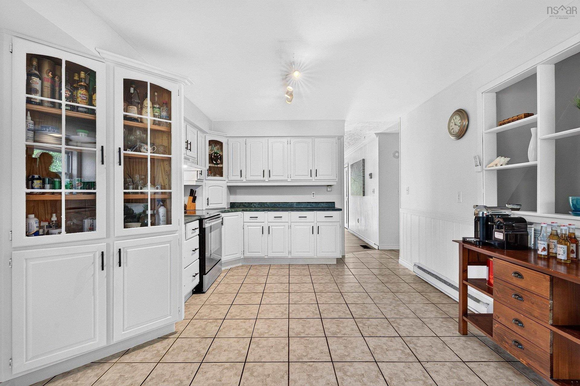 18 Bakery Lane, Enfield, NS - Indoor Photo Showing Kitchen