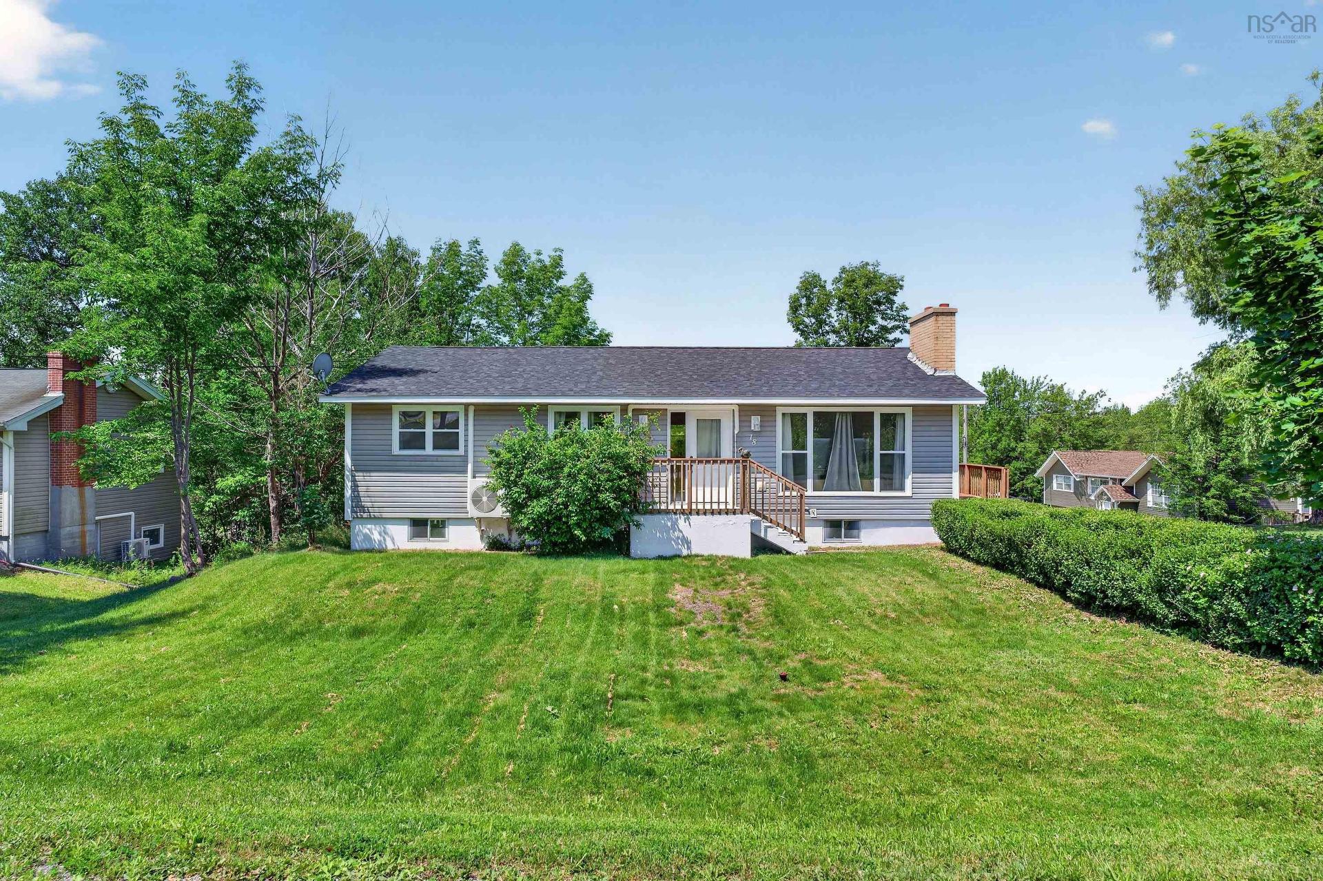 18 Bakery Lane, Enfield, NS - Outdoor