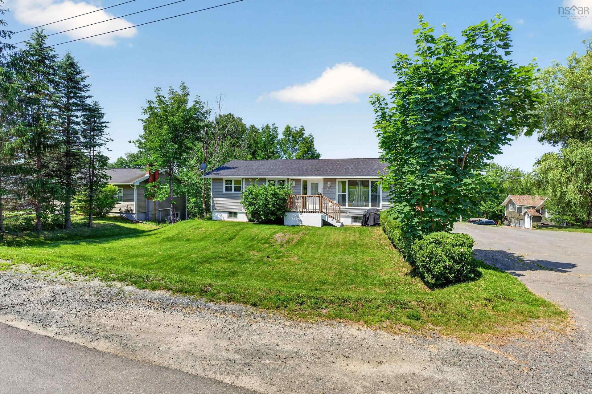 18 Bakery Lane, Enfield, NS - Outdoor