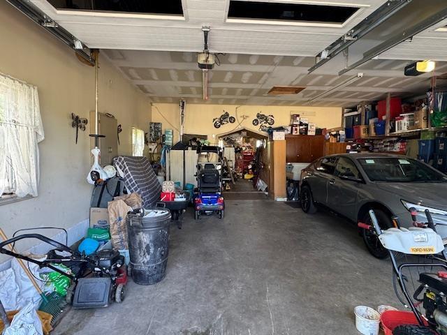 76 Bayview Drive, Summerside, PE - Indoor Photo Showing Garage
