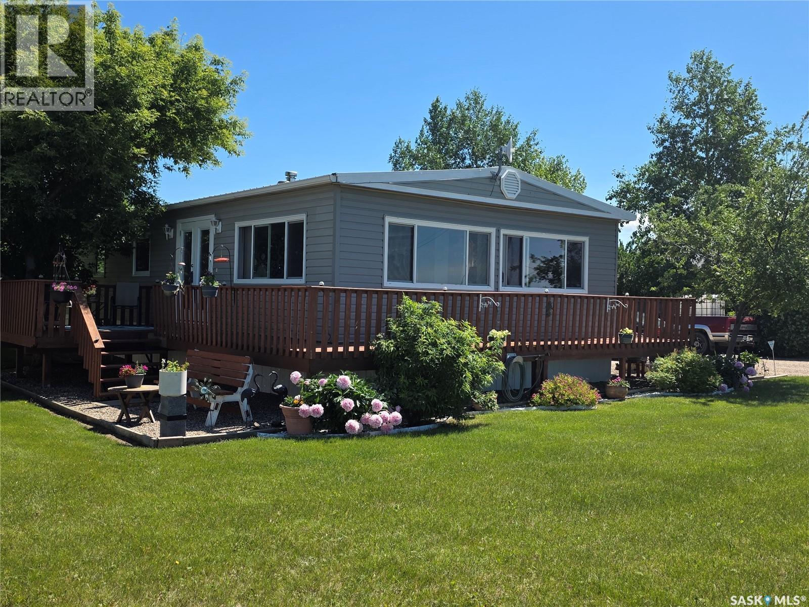 15 James Bay, Last Mountain Lake, SK