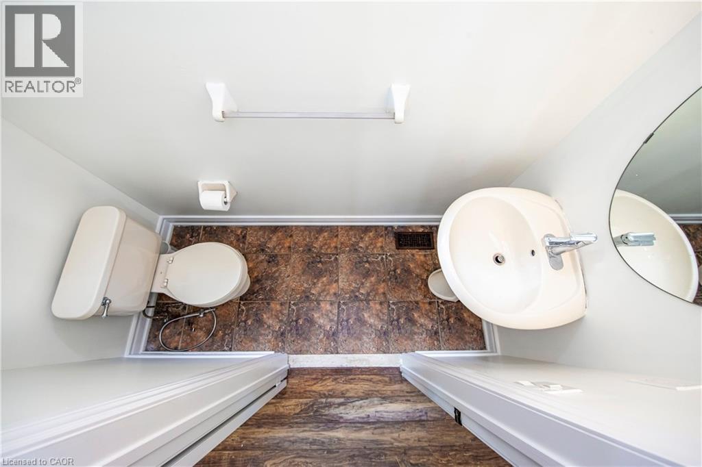 3332 Angel Pass Drive, Mississauga, ON