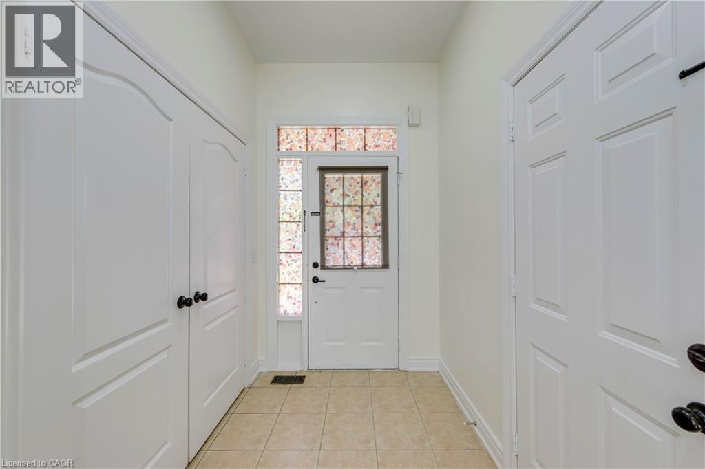 3332 Angel Pass Drive, Mississauga, ON