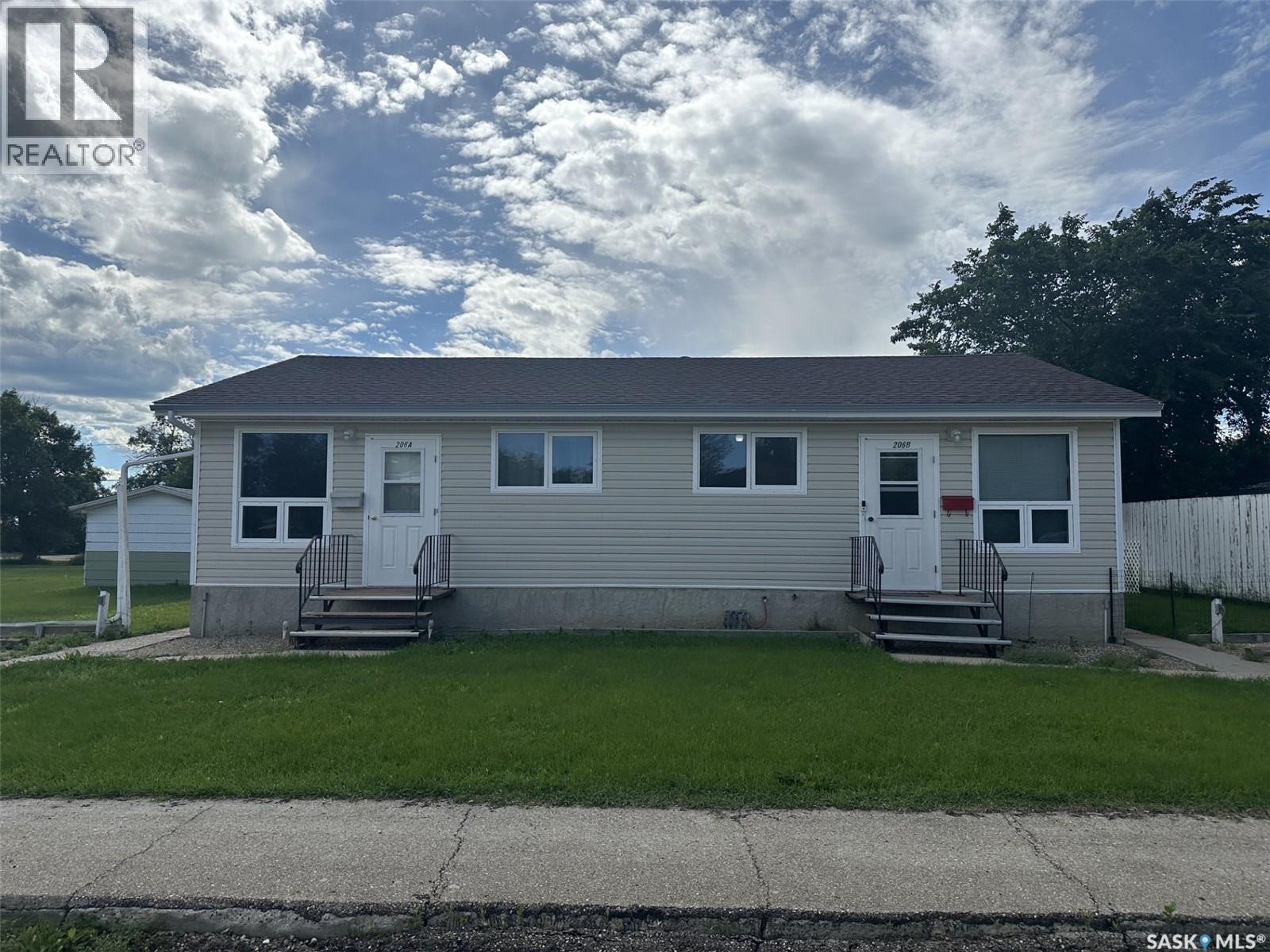 204-206 Main Street, Limerick, SK