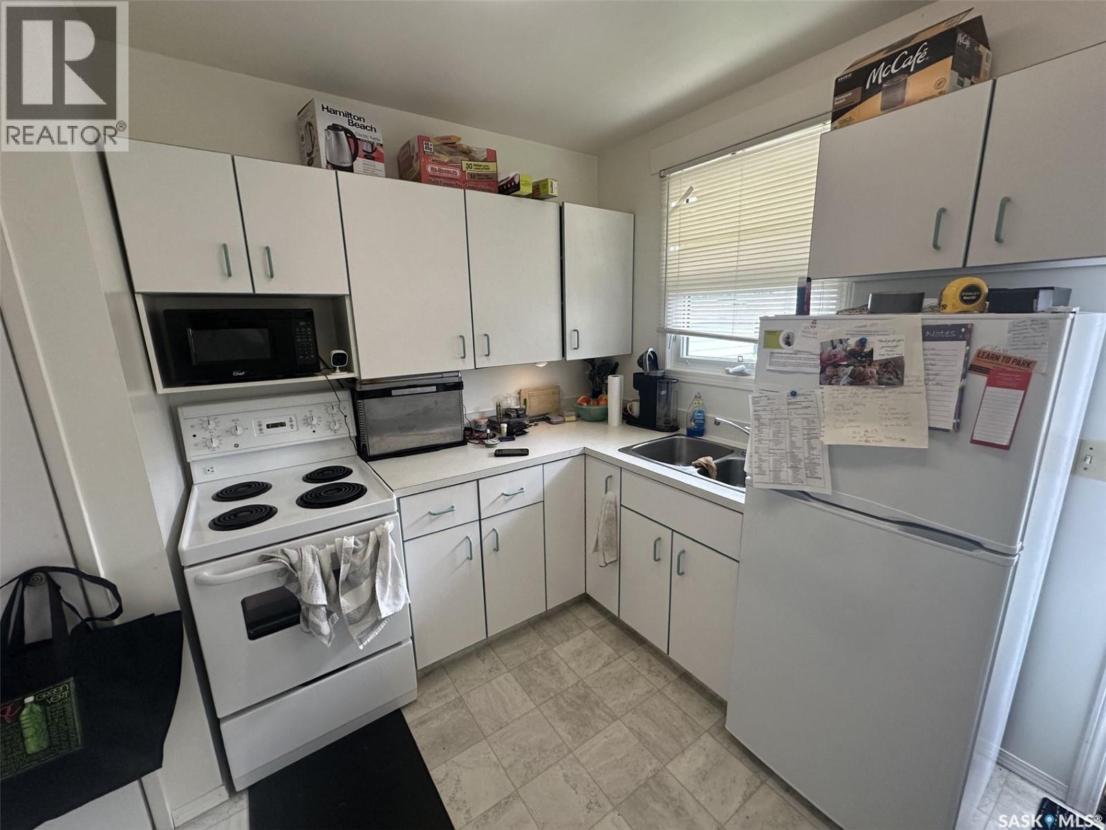 204-206 Main Street, Limerick, SK