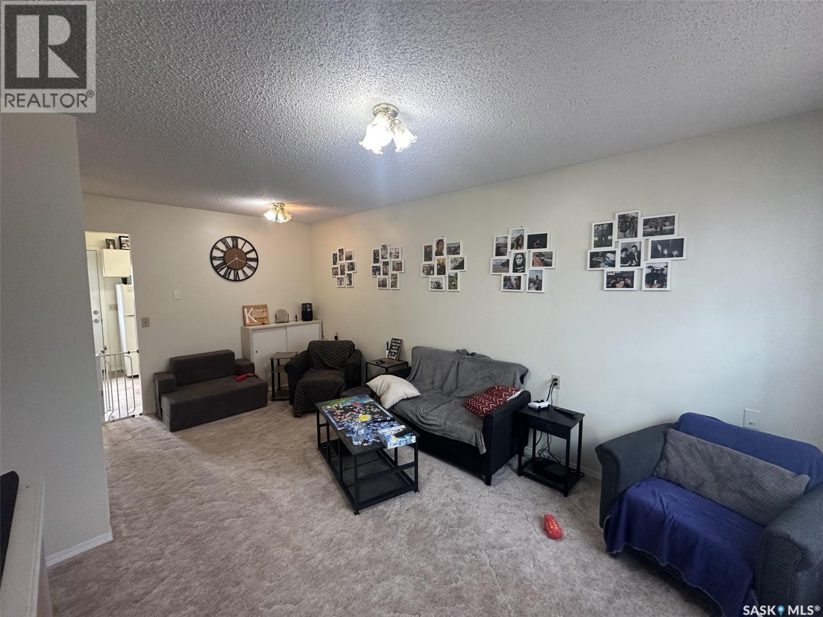 204-206 Main Street, Limerick, SK