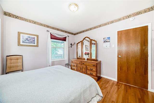 58 Robindale Rd, Winnipeg, MB