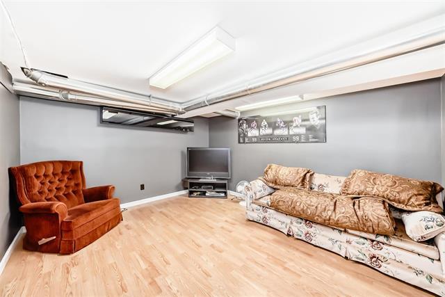 58 Robindale Rd, Winnipeg, MB
