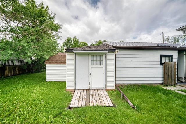 58 Robindale Rd, Winnipeg, MB