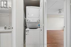 Ensuite laundry -
