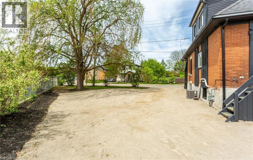 193 Madison Avenue S, Kitchener, ON