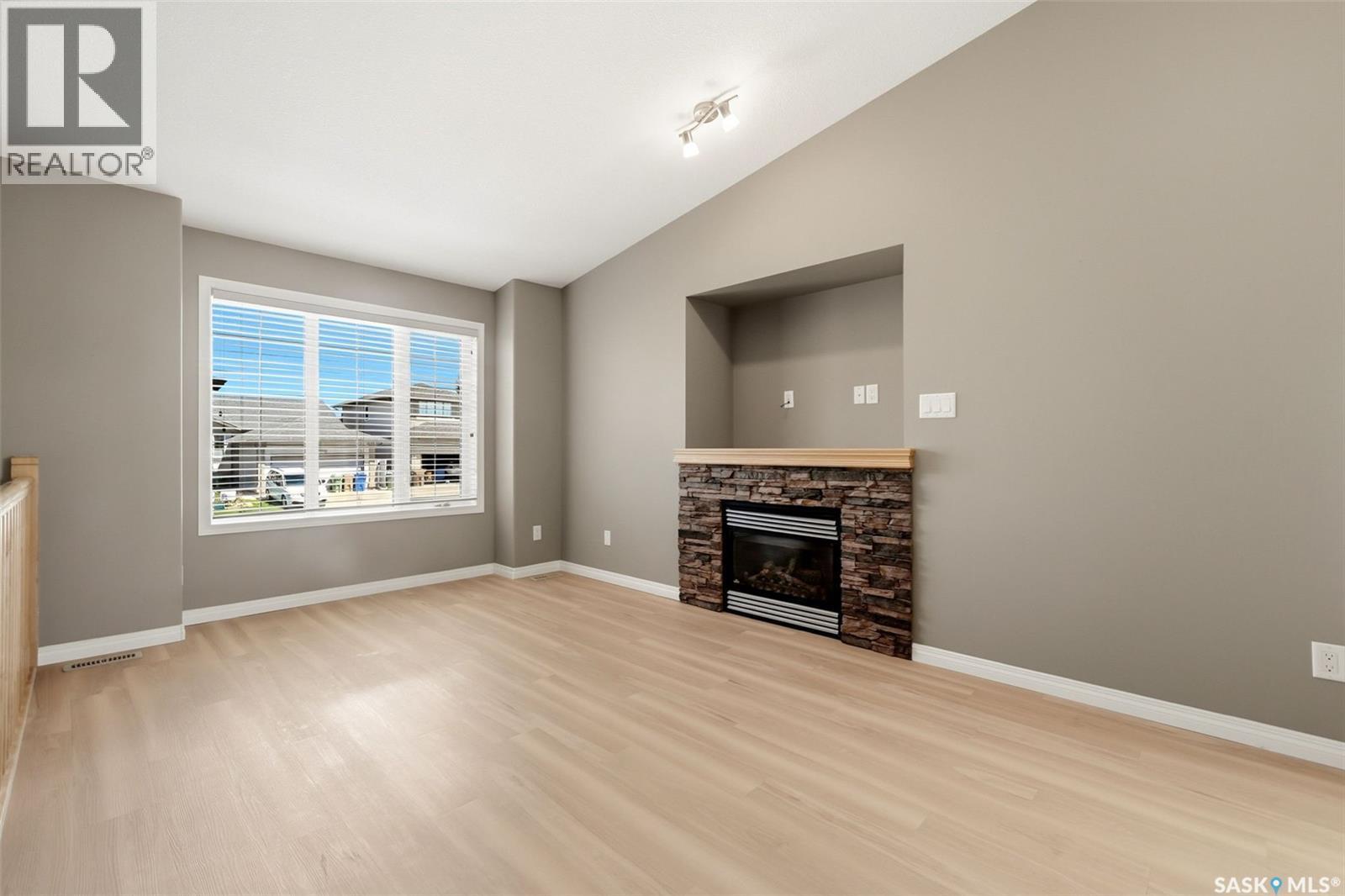 4317 Gusway Street, Regina, SK