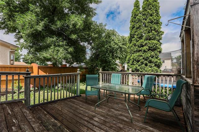 22 Hearthwood Grv, Winnipeg, MB