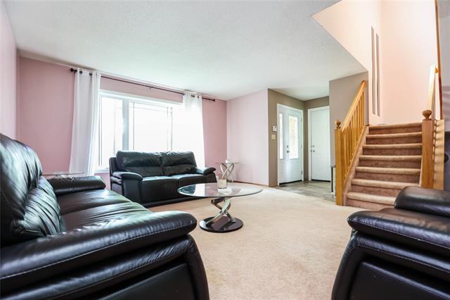 22 Hearthwood Grv, Winnipeg, MB