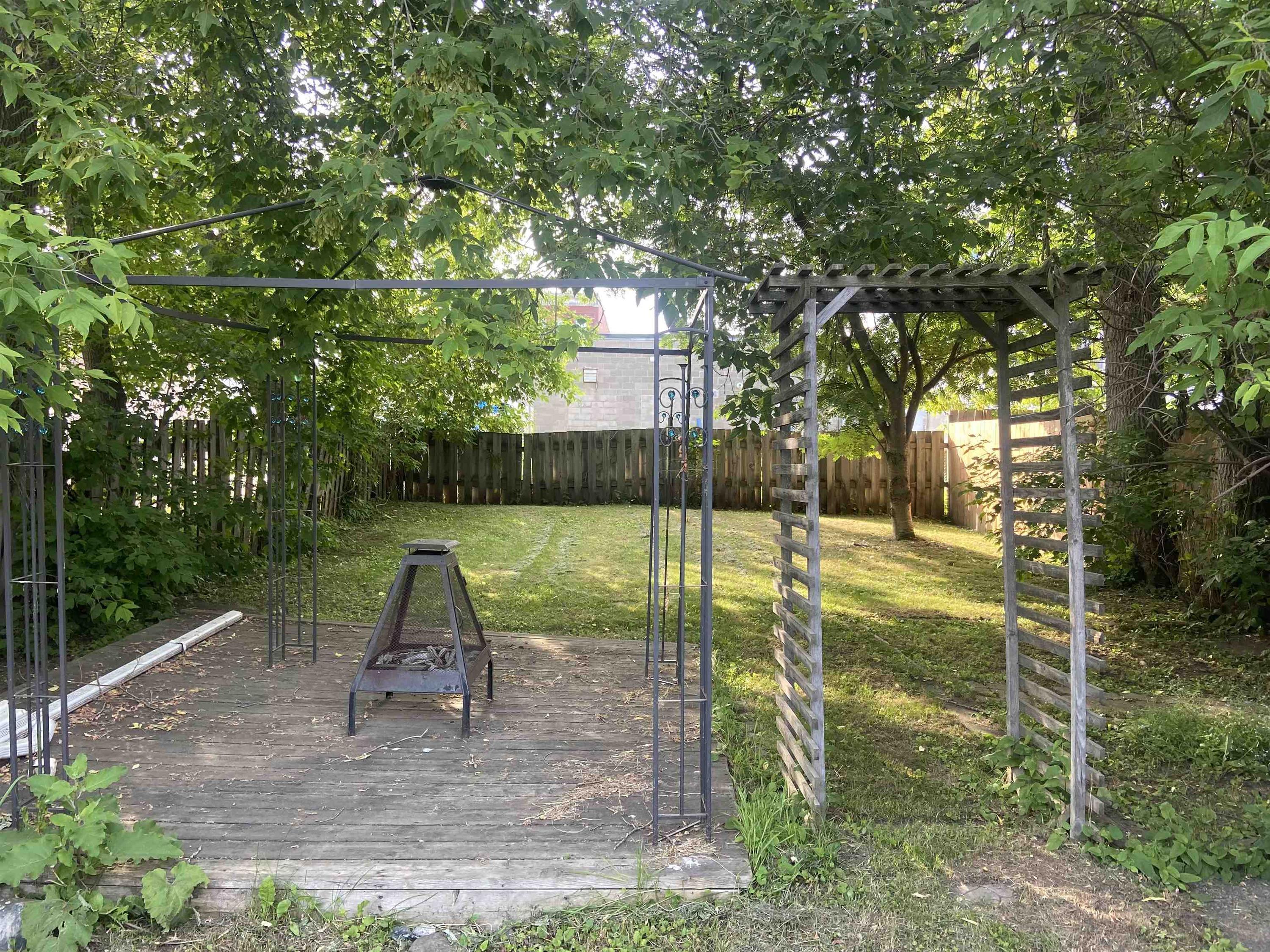 86 Machar Ave, Thunder Bay, ON