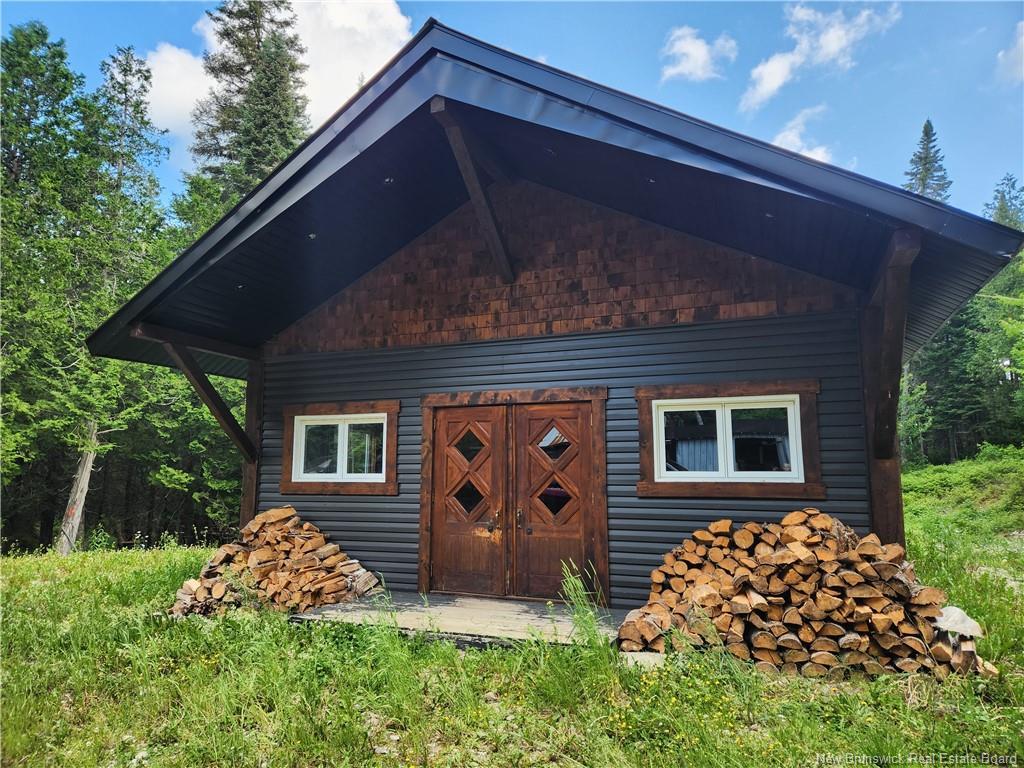 00 A Parent Rd, Saint-Quentin, NB