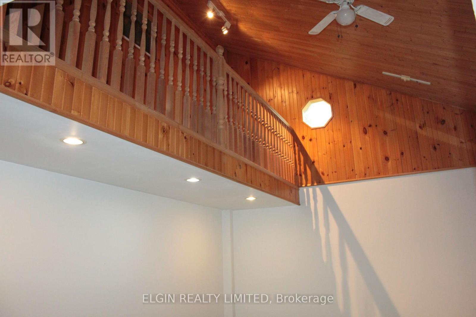 cat walk over family room - 44356 Talbot Line, Central Elgin, ON