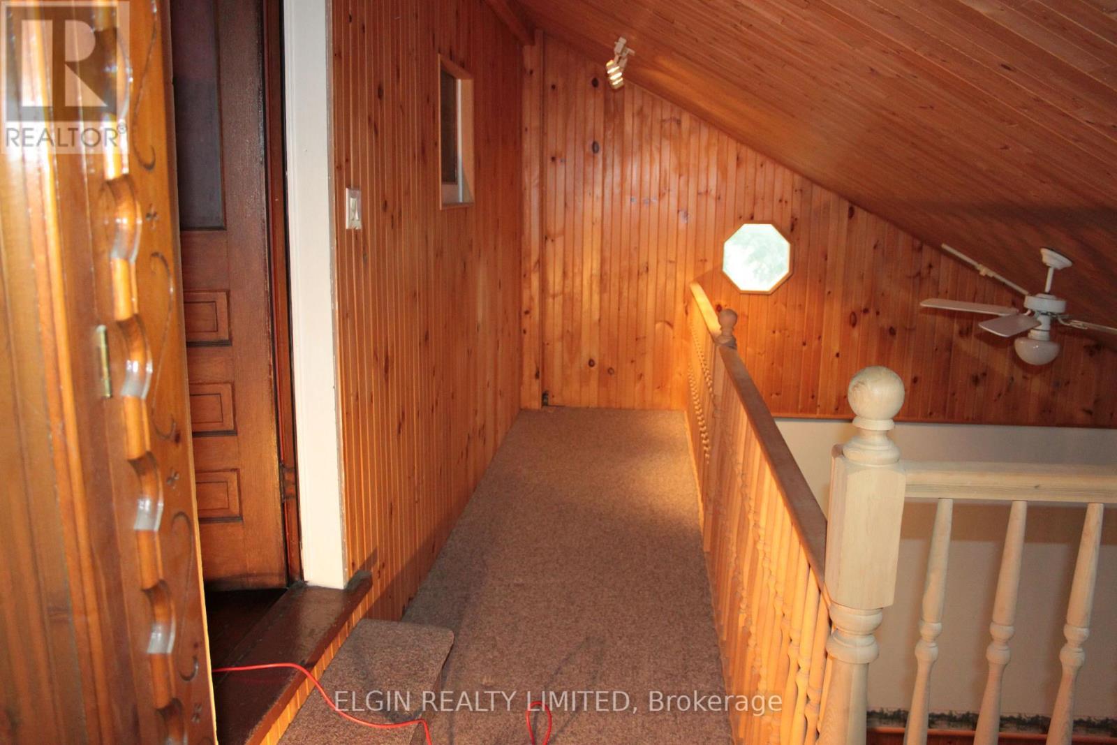 Cat walk from bedroom area - 44356 Talbot Line, Central Elgin, ON
